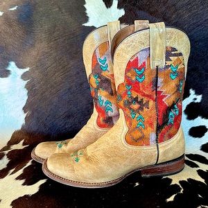 Women’s Roper Size 11 Cowboy Boots - Square Toe with Turquoise Arrows